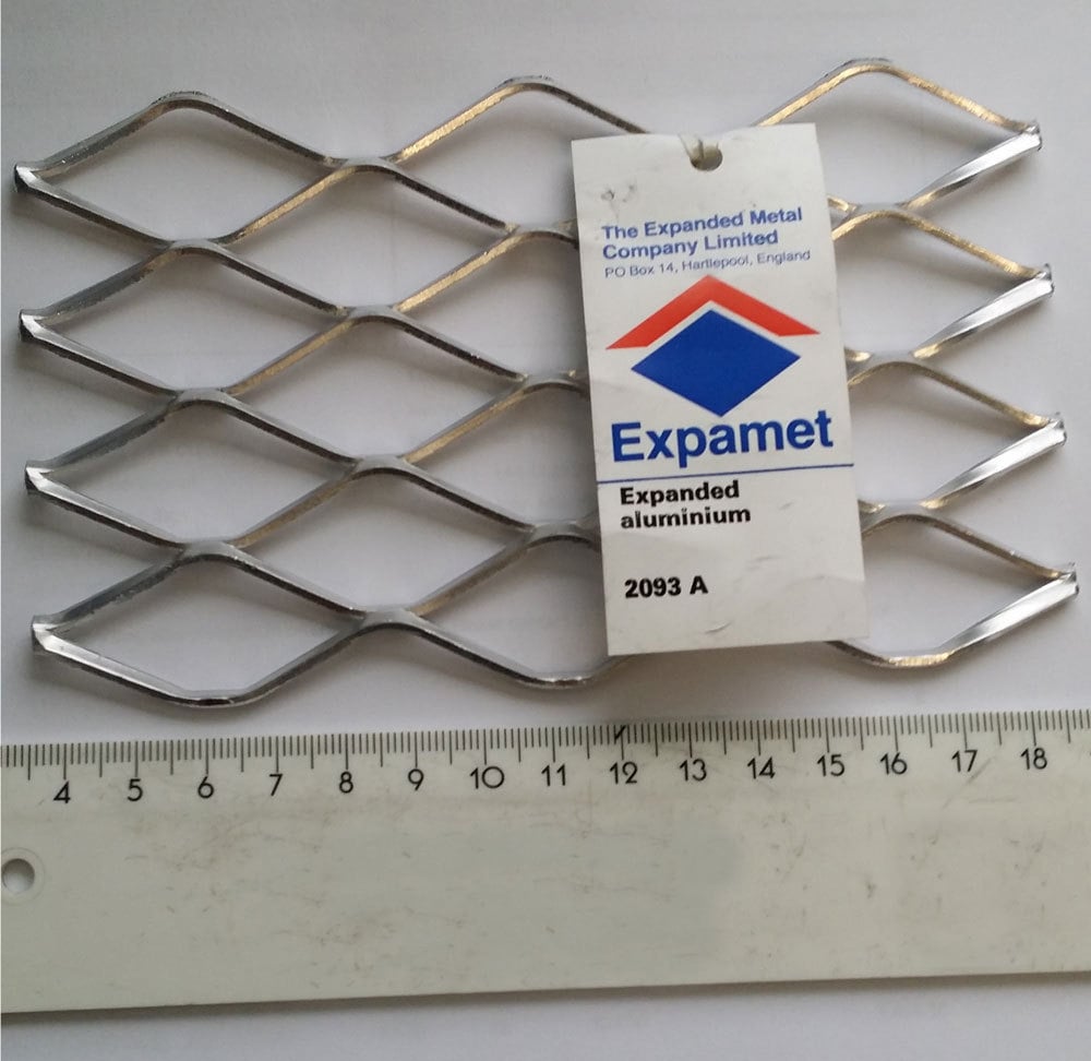 1 - Alumiini verkkolevyt Alumiini 23x50 2440x1240mm avoin ala 73%