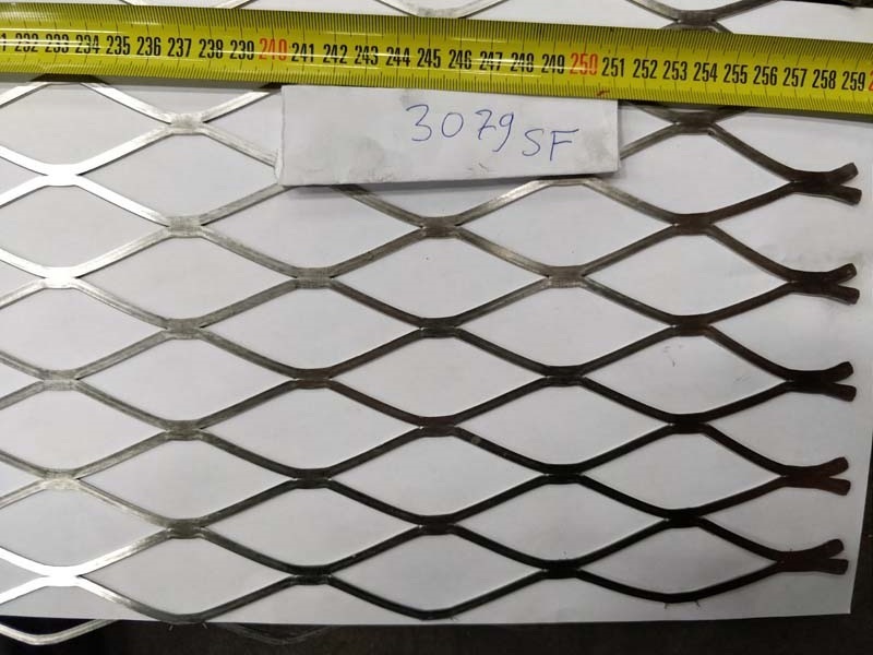 1 - RST verkkolevyt RST litistetty 27x66.8 2500x1250mm avoin ala 80%