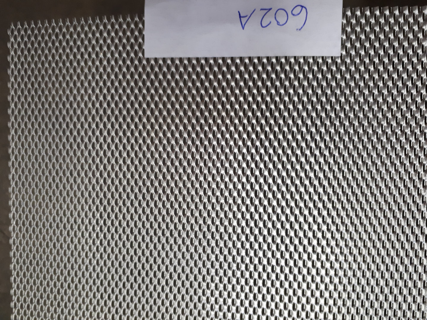 1 - Alumiini verkkolevyt Alumiini 3.4x5.8 1250x1250mm avoin ala 31%