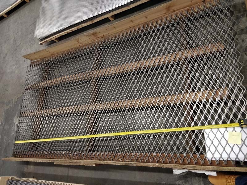 1 - RST verkkolevyt RST litistetty 37x69 1250x2440mm avoin ala 80%