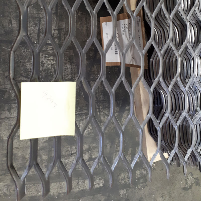 1 - Teräs verkkolevyt Teräs 24x79 2440x1220mm avoin ala 58%