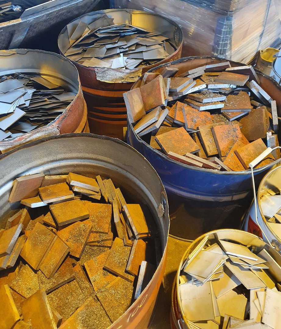 Tarvikkeita Korkopalalajitelma teräs 3-10mm 100x100mm