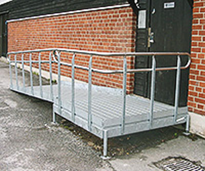 Luiskat Lepotaso Kuumasinkitty 1510x1510mm kaiteet molemmin puolin