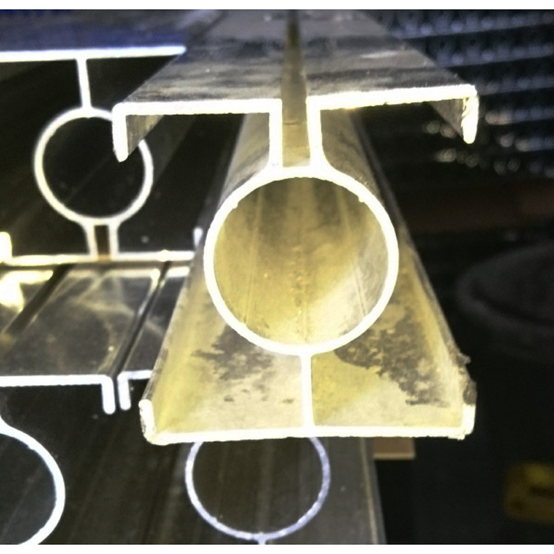 Panssariaidan tolpat ja tarvikkeet Panssariaidan tolppa Alumiini 60x60x2700mm