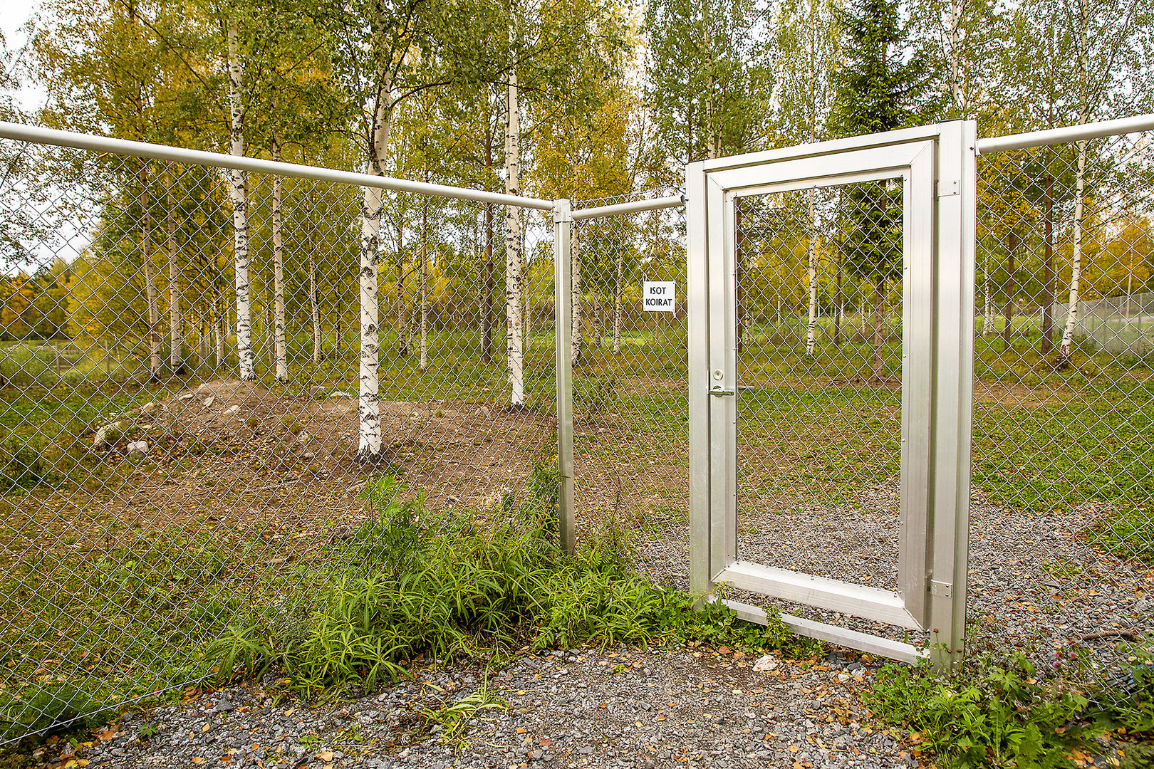 1 - Panssariaidan portit Käyntiportti 1-lehtinen korkeus 1500mm