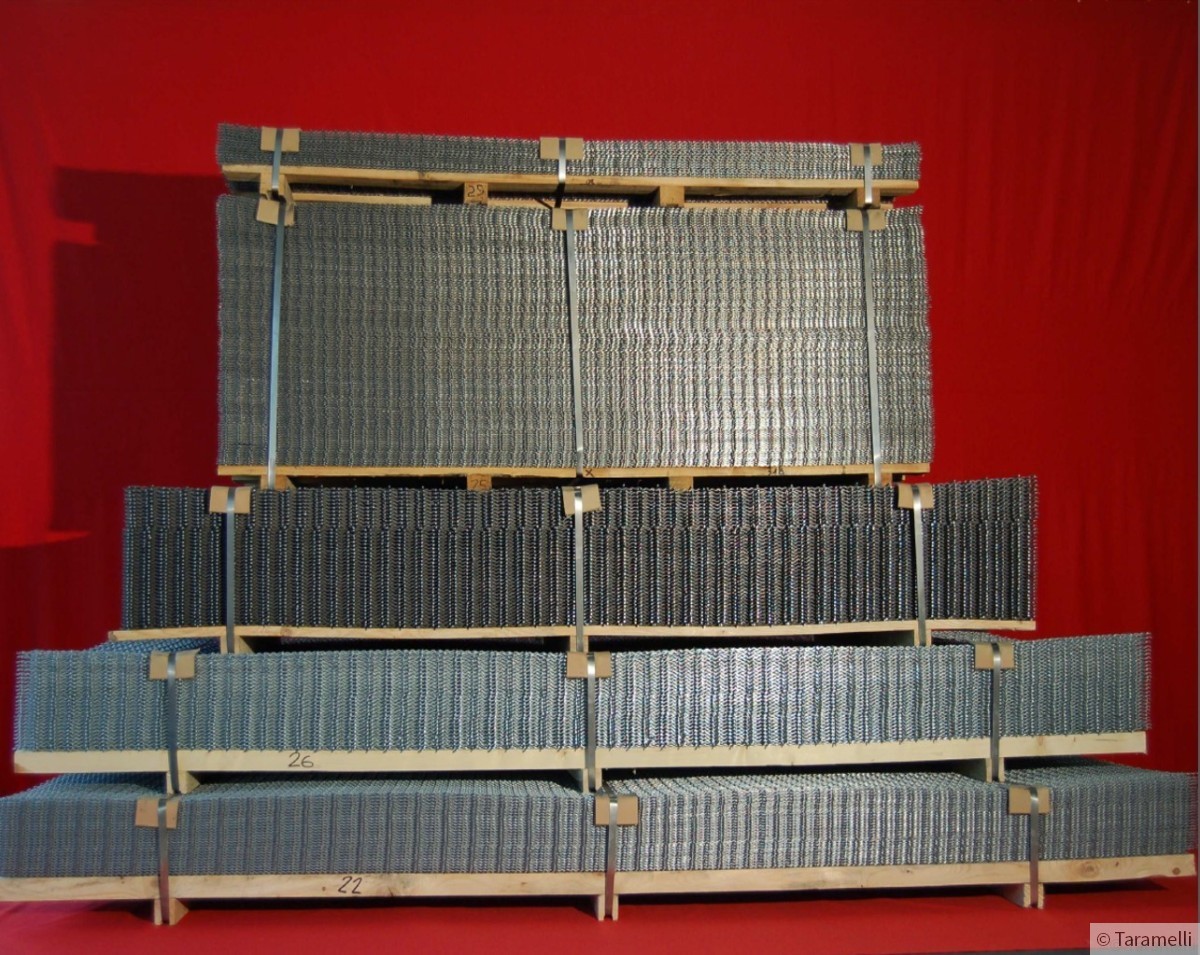 1 - Pakotetut verkot Teräs 20x20x3.0mm 1250x2500mm