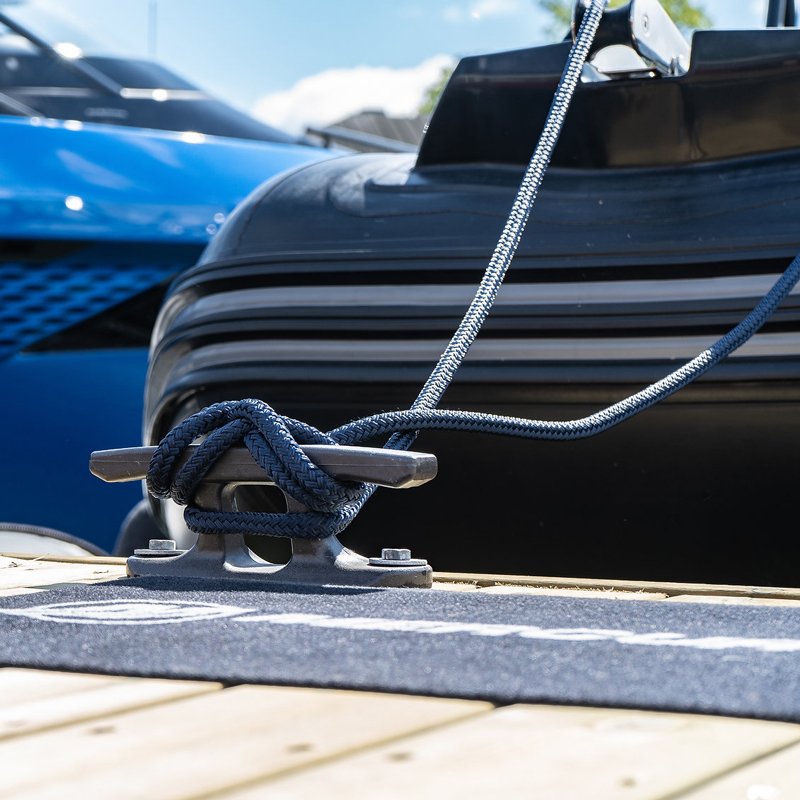 Satamatarvikkeita Alumiinipollari anodisoitu 1.1kg 90x69x250mm