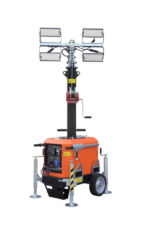 1 - Valaistus 7m Valomasto 4x120W valaisimilla