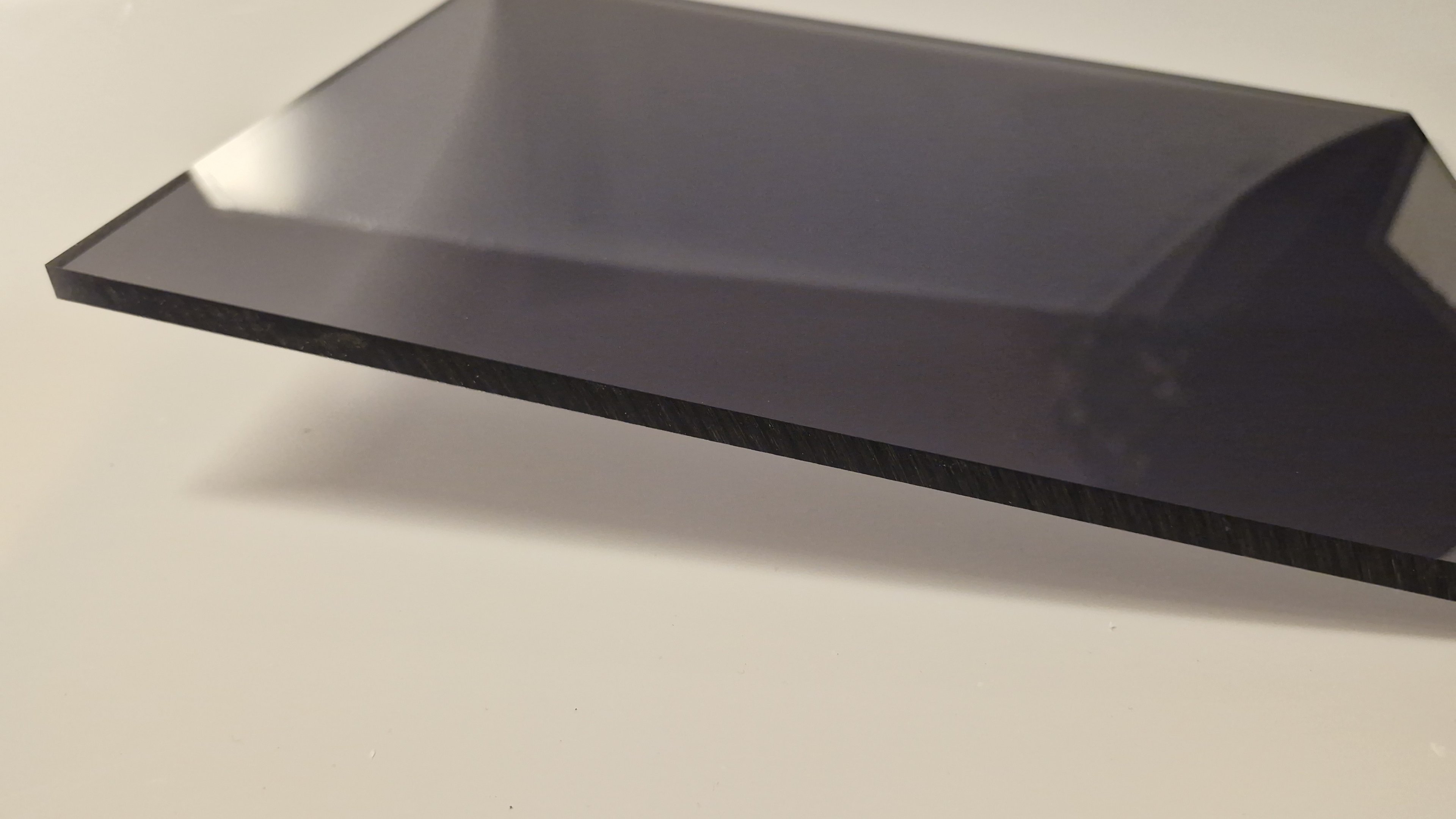 Polykarbonaattilevyt PC-UV Savu 6x2050x3050mm