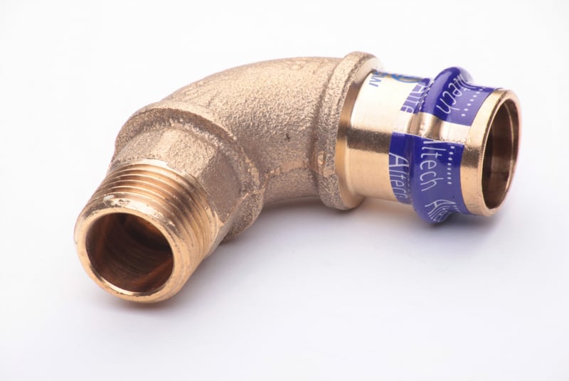 Putkiliittimet Puristuskulma 90° 22x3/4" UK Altech