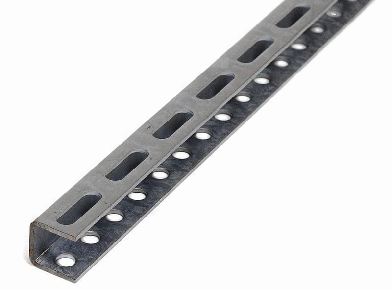 Kiinnitys-, tiivistys- ja merkitsemistarvikkeet U-kattokisko 30x30x2mm 2000mm Zn