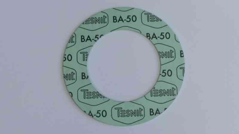 1 - Kiinnitys-, tiivistys- ja merkitsemistarvikkeet Laippatiiviste DN40 SFS4378 2.0mm asbestivapaa