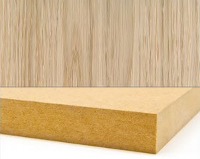 Puu ja kipsilevyt MDFlevy tammi viilutettu molemmin puolin 18x3050x1220mm